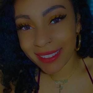 Meet your Posher, Brittney